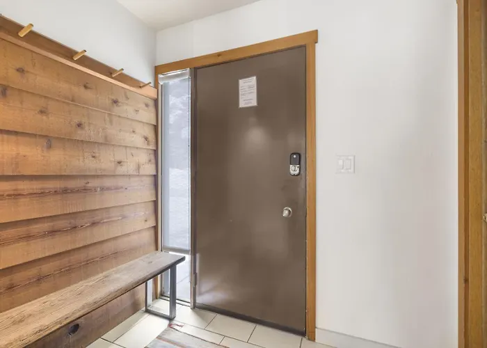 Rmr: Hawthorne 214 In The Aspenswilsonwy Apartment Wilson